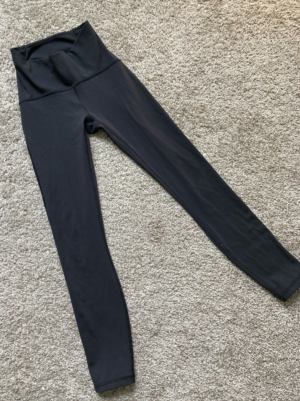 Lululemon Train Times Black Leggings 7/8 Sheer details sz 2 - Picture 3 of 11